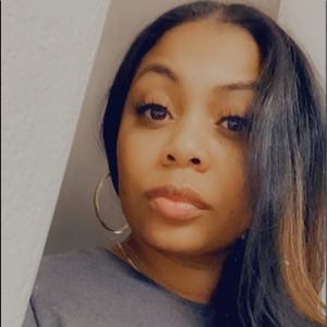 Meet your Posher, Ebonie